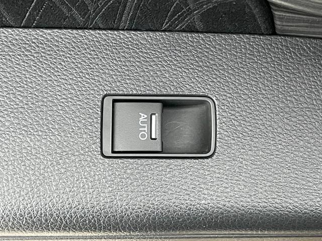 オデッセイハイブリッド ハイブリッド 純正ナビ 全方位カメラ 100V電源 両側パワースライドドア 衝突軽減ブレーキ レーダークルーズコントロール ブラインドスポットモニター パワーシート ビルトインETC LEDヘッドライト HDMI(48枚目)