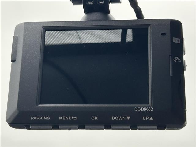 プリウス A 社外エアロ 純正ナビ バックカメラ アドバンスドパーク ヘッドアップディスプレイ トヨタセーフティーセンス ETC ドライブレコーダー 革巻きステアリング LEDヘッドライト フォグライト BSM(7枚目)