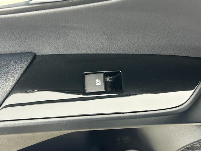 プリウス A 社外エアロ 純正ナビ バックカメラ アドバンスドパーク ヘッドアップディスプレイ トヨタセーフティーセンス ETC ドライブレコーダー 革巻きステアリング LEDヘッドライト フォグライト BSM(48枚目)