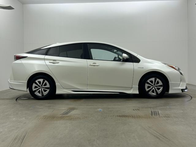 プリウス A 社外エアロ 純正ナビ バックカメラ アドバンスドパーク ヘッドアップディスプレイ トヨタセーフティーセンス ETC ドライブレコーダー 革巻きステアリング LEDヘッドライト フォグライト BSM(67枚目)