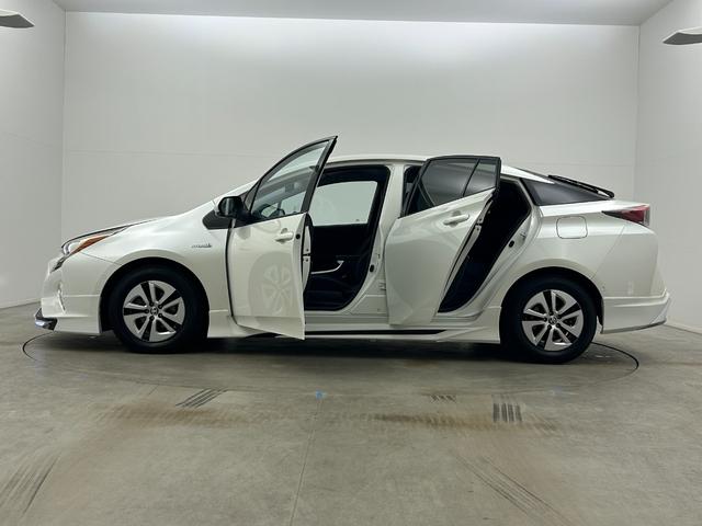 プリウス A 社外エアロ 純正ナビ バックカメラ アドバンスドパーク ヘッドアップディスプレイ トヨタセーフティーセンス ETC ドライブレコーダー 革巻きステアリング LEDヘッドライト フォグライト BSM(69枚目)