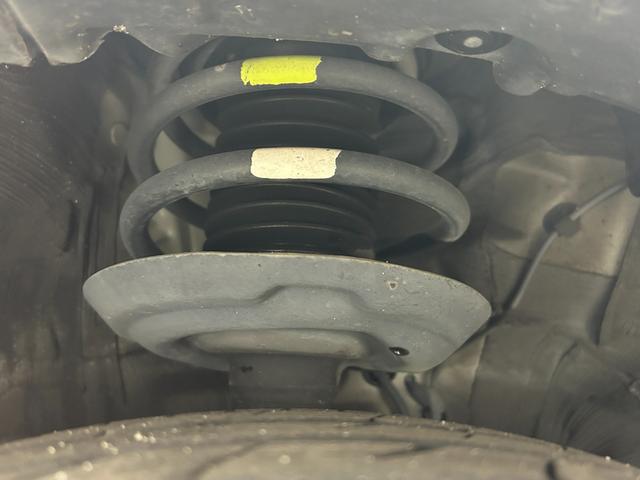 プリウス A 社外エアロ 純正ナビ バックカメラ アドバンスドパーク ヘッドアップディスプレイ トヨタセーフティーセンス ETC ドライブレコーダー 革巻きステアリング LEDヘッドライト フォグライト BSM(76枚目)