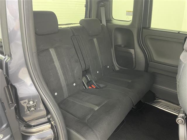 N-BOXカスタム L 9インチフローティングナビ バックカメラ フロントカメラ シートヒーター 片側パワースライドドア ホンダセンシング 純正フロアマット LEDヘッドライト 純正アルミ 後席サンシェード フォグライト(9枚目)