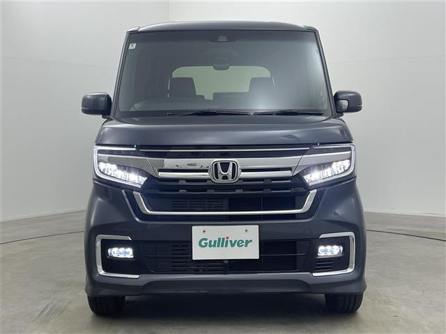 N-BOXカスタム L 9インチフローティングナビ バックカメラ フロントカメラ シートヒーター 片側パワースライドドア ホンダセンシング 純正フロアマット LEDヘッドライト 純正アルミ 後席サンシェード フォグライト(17枚目)