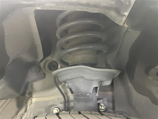 N-BOXカスタム L 9インチフローティングナビ バックカメラ フロントカメラ シートヒーター 片側パワースライドドア ホンダセンシング 純正フロアマット LEDヘッドライト 純正アルミ 後席サンシェード フォグライト(22枚目)