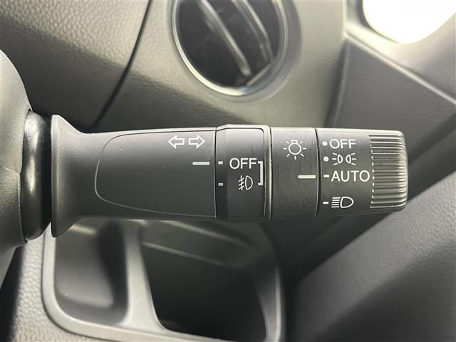 N-BOXカスタム L 9インチフローティングナビ バックカメラ フロントカメラ シートヒーター 片側パワースライドドア ホンダセンシング 純正フロアマット LEDヘッドライト 純正アルミ 後席サンシェード フォグライト(31枚目)