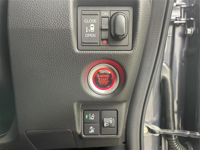 N-BOXカスタム L 9インチフローティングナビ バックカメラ フロントカメラ シートヒーター 片側パワースライドドア ホンダセンシング 純正フロアマット LEDヘッドライト 純正アルミ 後席サンシェード フォグライト(33枚目)