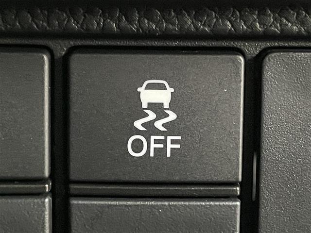 N-BOXカスタム L 9インチフローティングナビ バックカメラ フロントカメラ シートヒーター 片側パワースライドドア ホンダセンシング 純正フロアマット LEDヘッドライト 純正アルミ 後席サンシェード フォグライト(34枚目)