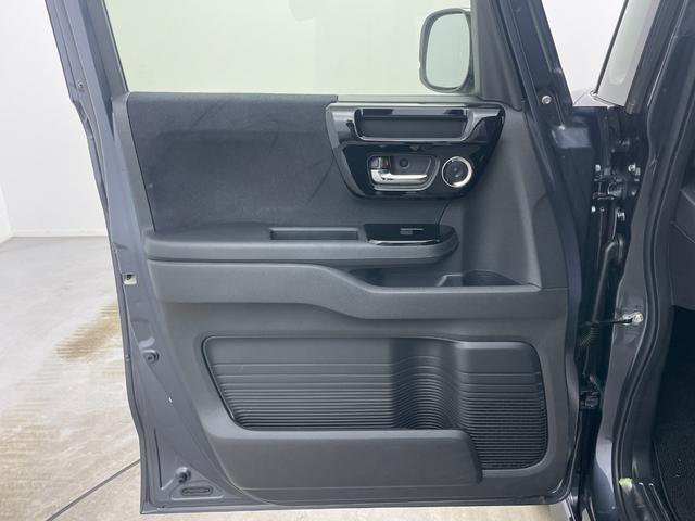 N-BOXカスタム L 9インチフローティングナビ バックカメラ フロントカメラ シートヒーター 片側パワースライドドア ホンダセンシング 純正フロアマット LEDヘッドライト 純正アルミ 後席サンシェード フォグライト(49枚目)