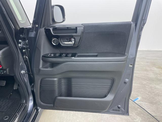 N-BOXカスタム L 9インチフローティングナビ バックカメラ フロントカメラ シートヒーター 片側パワースライドドア ホンダセンシング 純正フロアマット LEDヘッドライト 純正アルミ 後席サンシェード フォグライト(50枚目)