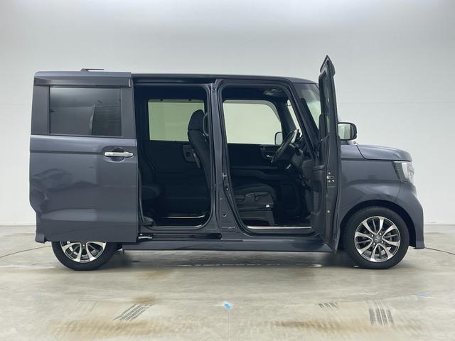 N-BOXカスタム L 9インチフローティングナビ バックカメラ フロントカメラ シートヒーター 片側パワースライドドア ホンダセンシング 純正フロアマット LEDヘッドライト 純正アルミ 後席サンシェード フォグライト(68枚目)