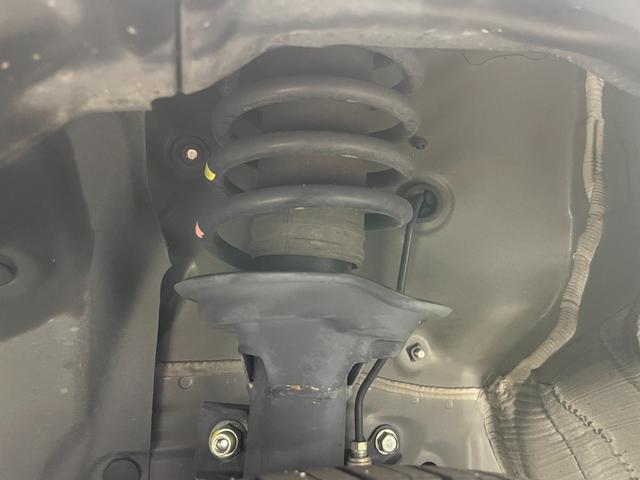 N-BOXカスタム L 9インチフローティングナビ バックカメラ フロントカメラ シートヒーター 片側パワースライドドア ホンダセンシング 純正フロアマット LEDヘッドライト 純正アルミ 後席サンシェード フォグライト(77枚目)