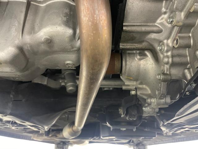 N-BOXカスタム L 9インチフローティングナビ バックカメラ フロントカメラ シートヒーター 片側パワースライドドア ホンダセンシング 純正フロアマット LEDヘッドライト 純正アルミ 後席サンシェード フォグライト(80枚目)