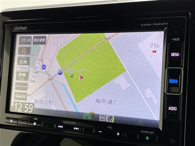 N-BOXカスタム G・Lターボホンダセンシング 純正ナビ バックカメラ ハーフレザーシート 両側パワースライドドア ホンダセンシング パドルシフト 純正フロアマット LEDヘッドライト 純正アルミ 後席サンシェード ドアバイザー フォグライト(2枚目)