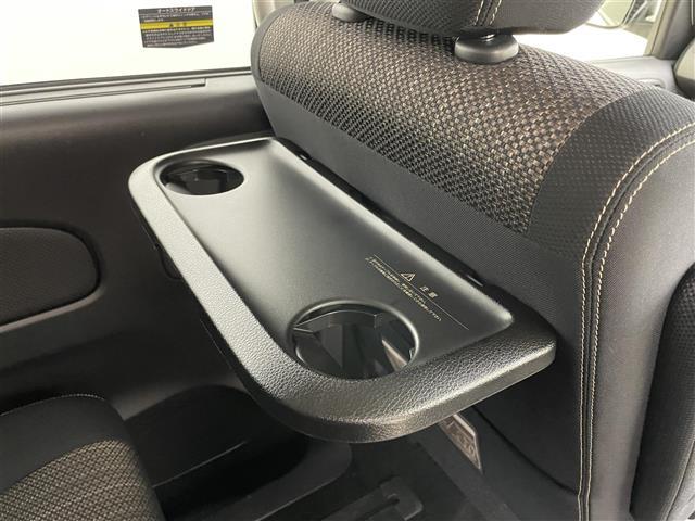 セレナ ハイウェイスターVエアロモード+セフティSHVAセフ 純正8インチナビ 後席モニター 全方位カメラ 両側電動スライドドア ビルトインETC 純正LEDヘッドライト コーナーセンサー 衝突軽減ブレーキ Wエアコン レーンアシスト 純正フロアマット(7枚目)