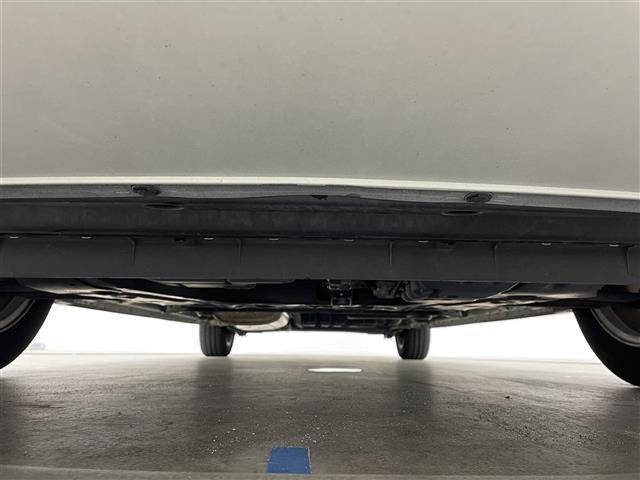 セレナ ハイウェイスターVエアロモード+セフティSHVAセフ 純正8インチナビ 後席モニター 全方位カメラ 両側電動スライドドア ビルトインETC 純正LEDヘッドライト コーナーセンサー 衝突軽減ブレーキ Wエアコン レーンアシスト 純正フロアマット(23枚目)