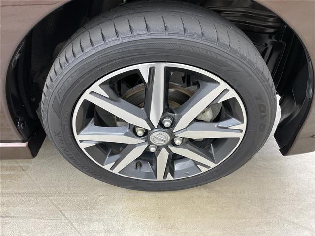 デイズルークス ハイウェイスター　Ｇターボ　純正ナビ　アラウンドビューモニター　両側パワースライドドア　クルーズコントロール　衝突軽減ブレーキ　純正アルミホイール　オートＬＥＤヘッドライト　リアサーキュレーター　フルセグＴＶ　Ｂｌｕｅｔｏｏｔｈ（15枚目）