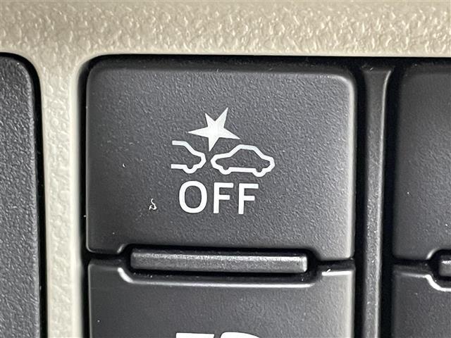 【運転席操作部】『運転席周辺の装備』の画像になります。快適なドライブを楽しむための機能が装備されています！運転席から触れるので使いやすいです！
