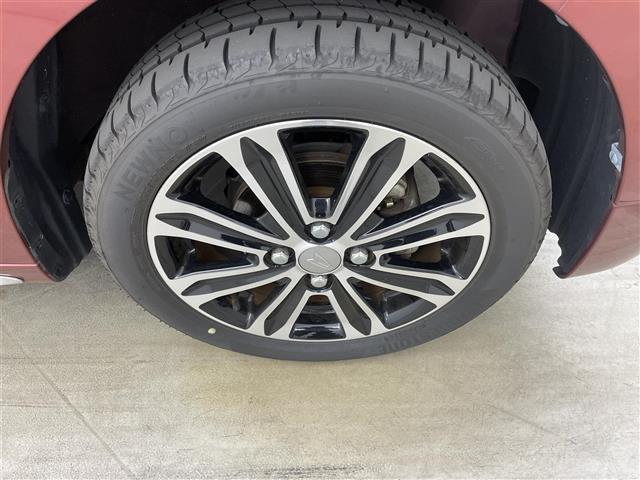 【タイヤ・ホイール】『タイヤ／ホイール周辺』の画像になります。写真の内容に関してご不明点、ご質問等がございましたらお気軽にガリバー店舗までお問い合わせください。