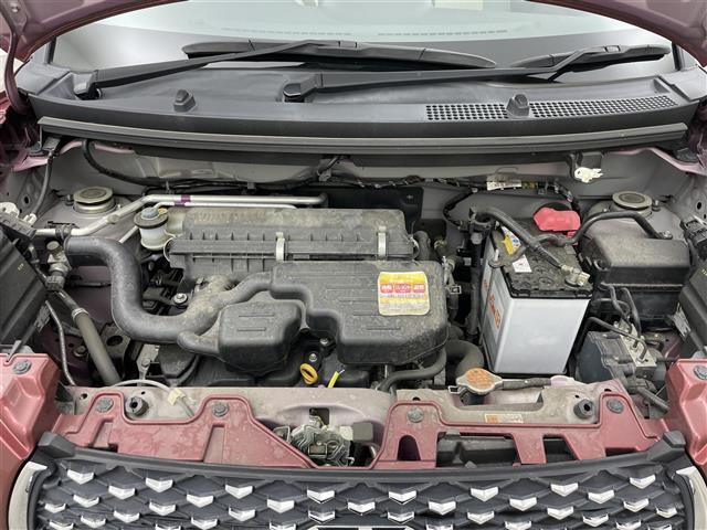 【エンジンルーム】『エンジンルーム周辺』の画像になります。写真の内容に関してご不明点、ご質問等がございましたらお気軽にガリバー店舗までお問い合わせください。