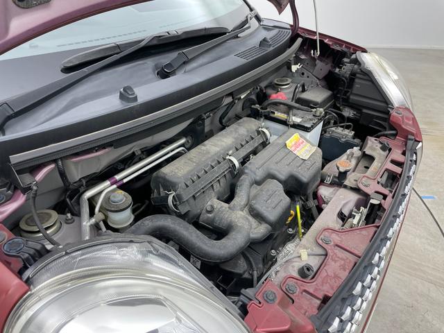 【エンジンルーム】『エンジンルーム周辺』の画像になります。写真の内容に関してご不明点、ご質問等がございましたらお気軽にガリバー店舗までお問い合わせください。
