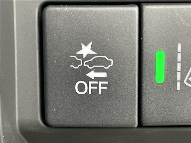 【運転席操作部】『運転席周辺の装備』の画像になります。快適なドライブを楽しむための機能が装備されています！運転席から触れるので使いやすいです！