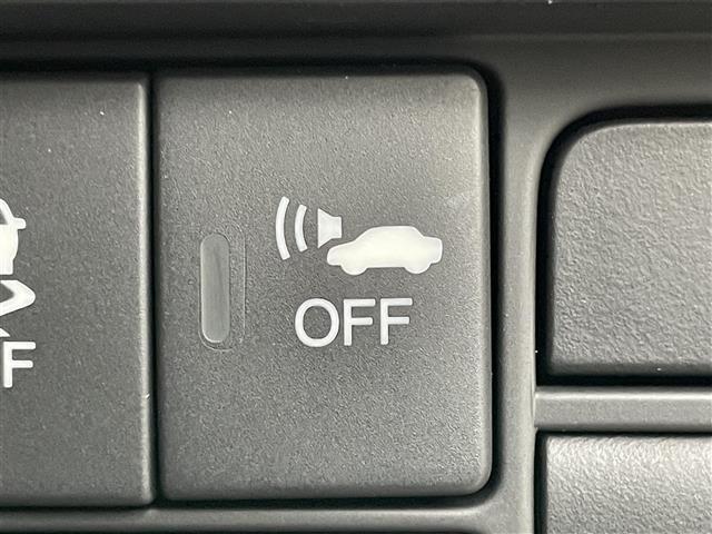 【運転席操作部】『運転席周辺の装備』の画像になります。快適なドライブを楽しむための機能が装備されています！運転席から触れるので使いやすいです！