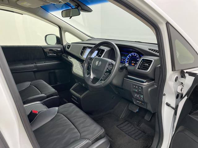 【運転席】『運転席周辺』の画像になります。写真の内容に関してご不明点、ご質問等がございましたらお気軽にガリバー店舗までお問い合わせください。