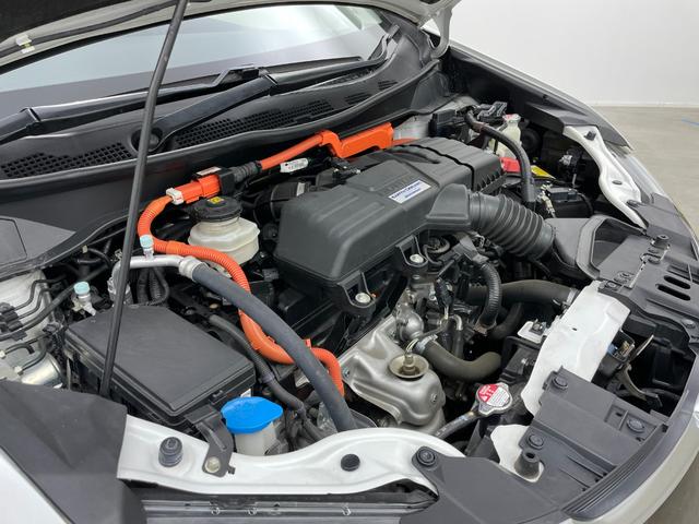 【エンジンルーム】『エンジンルーム周辺』の画像になります。写真の内容に関してご不明点、ご質問等がございましたらお気軽にガリバー店舗までお問い合わせください。