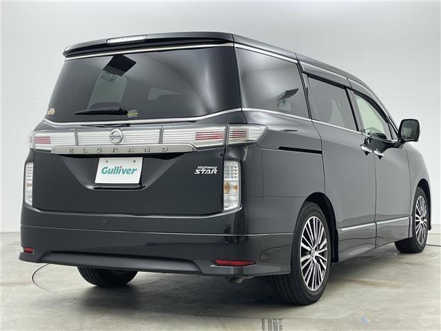 エルグランド 250ハイウェイスターS 純正10インチナビ 純正12.1インチ後席モニター 全方位カメラ 両側パワスラ コーナーセンサー 電動リアゲート オットマン ハーフレザーシート LEDヘッドライト フォグランプ オートハイビーム(20枚目)