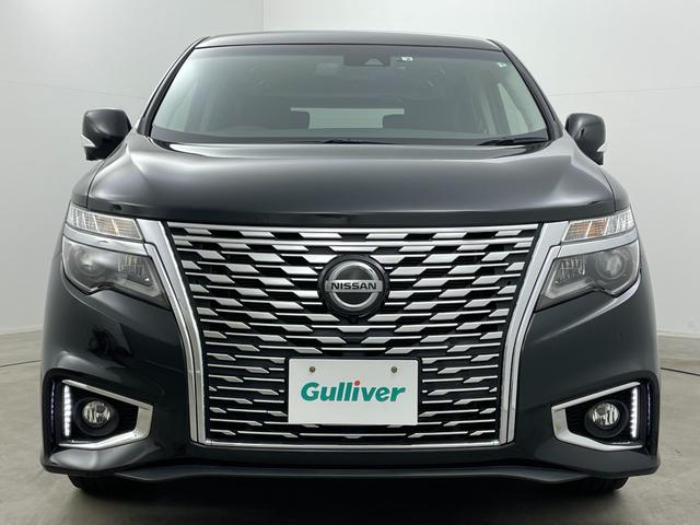 エルグランド 250ハイウェイスターS 純正10インチナビ 純正12.1インチ後席モニター 全方位カメラ 両側パワスラ コーナーセンサー 電動リアゲート オットマン ハーフレザーシート LEDヘッドライト フォグランプ オートハイビーム(61枚目)