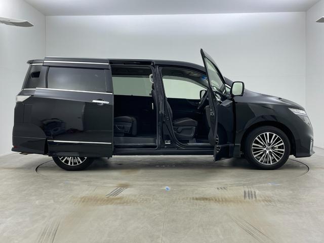 エルグランド 250ハイウェイスターS 純正10インチナビ 純正12.1インチ後席モニター 全方位カメラ 両側パワスラ コーナーセンサー 電動リアゲート オットマン ハーフレザーシート LEDヘッドライト フォグランプ オートハイビーム(68枚目)