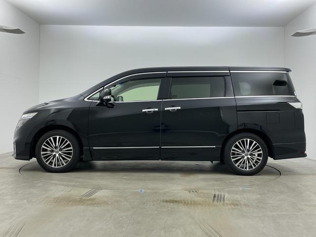 エルグランド 250ハイウェイスターS 純正10インチナビ 純正12.1インチ後席モニター 全方位カメラ 両側パワスラ コーナーセンサー 電動リアゲート オットマン ハーフレザーシート LEDヘッドライト フォグランプ オートハイビーム(69枚目)