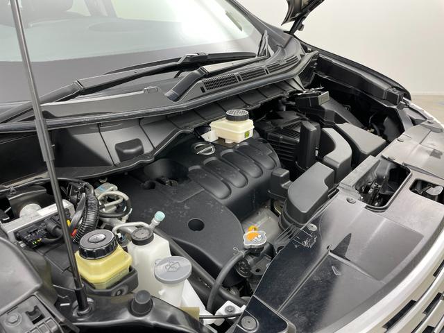 エルグランド 250ハイウェイスターS 純正10インチナビ 純正12.1インチ後席モニター 全方位カメラ 両側パワスラ コーナーセンサー 電動リアゲート オットマン ハーフレザーシート LEDヘッドライト フォグランプ オートハイビーム(74枚目)