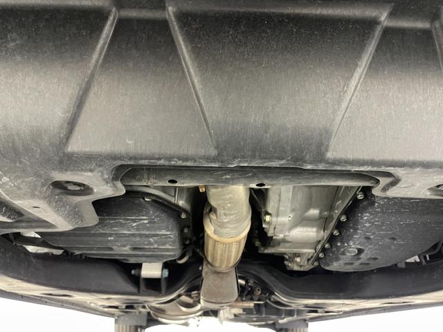 エルグランド 250ハイウェイスターS 純正10インチナビ 純正12.1インチ後席モニター 全方位カメラ 両側パワスラ コーナーセンサー 電動リアゲート オットマン ハーフレザーシート LEDヘッドライト フォグランプ オートハイビーム(80枚目)