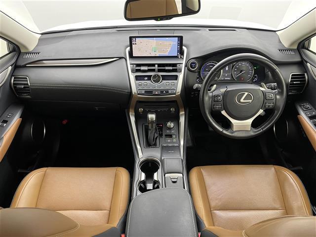 NX NX300h バージョンL 純正10.3インチナビ 全方位カメラ 茶革シート 全席パワーシート 三眼LEDヘッドライト コーナセンサー ETC2.0 HUD シートベンチレーション 電動リアゲート 純正フロアマット ラゲッジマッ(12枚目)