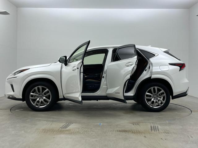 NX NX300h バージョンL 純正10.3インチナビ 全方位カメラ 茶革シート 全席パワーシート 三眼LEDヘッドライト コーナセンサー ETC2.0 HUD シートベンチレーション 電動リアゲート 純正フロアマット ラゲッジマッ(70枚目)