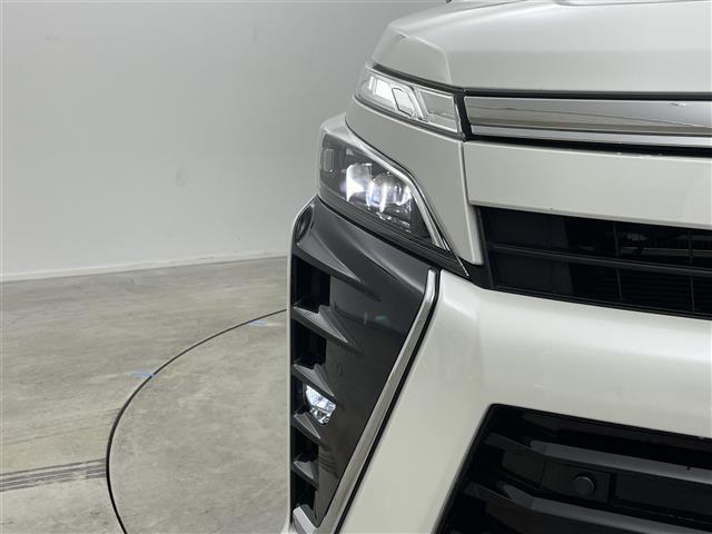 ヴォクシー ZS 煌III アルパインナビ アルパイン後席モニター 両側パワスラ ハーフレザーシート コーナーセンサー 前後ドラレコ LEDヘッドライト オートハイビーム フォグランプ ビルトインETC クルコン 純正アルミ(16枚目)