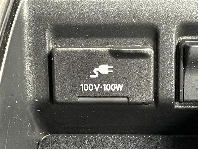 エルグランド 250ハイウェイスターS 純正ナビ 全方位カメラ 両側パワスラ 電動リアゲート 前後ドラレコ ハーフレザーシート コーナーセンサー LEDヘッドライト オートライト クルーズコントロール ビルトインETC オットマン スペアキ(7枚目)