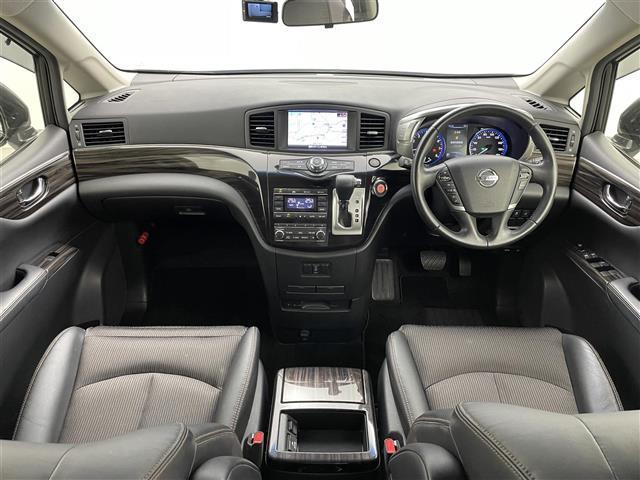 エルグランド 250ハイウェイスターS 純正ナビ 全方位カメラ 両側パワスラ 電動リアゲート 前後ドラレコ ハーフレザーシート コーナーセンサー LEDヘッドライト オートライト クルーズコントロール ビルトインETC オットマン スペアキ(12枚目)