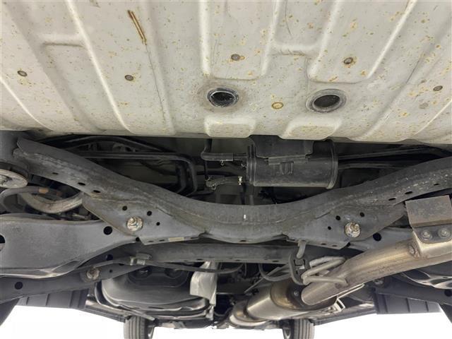 エルグランド 250ハイウェイスターS 純正ナビ 全方位カメラ 両側パワスラ 電動リアゲート 前後ドラレコ ハーフレザーシート コーナーセンサー LEDヘッドライト オートライト クルーズコントロール ビルトインETC オットマン スペアキ(23枚目)