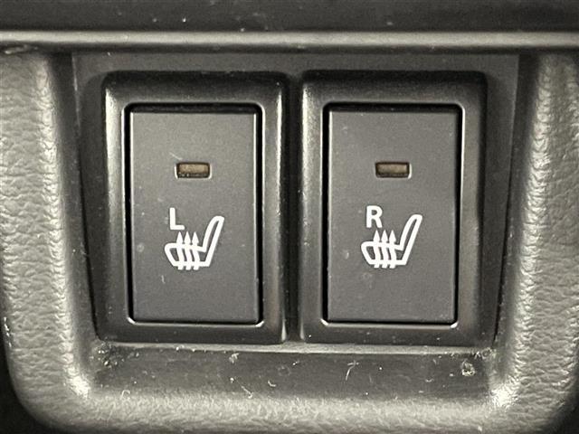 スペーシアカスタム ハイブリッドＸＳ　純正９インチナビ　全方位カメラ　両側パワースライド　ドライブレコーダー　追従型クルーズコントロール　シートヒーター　ステアリングヒーター　オートブレーキホールド　衝突軽減ブレーキ　ハーフレザーシート（5枚目）