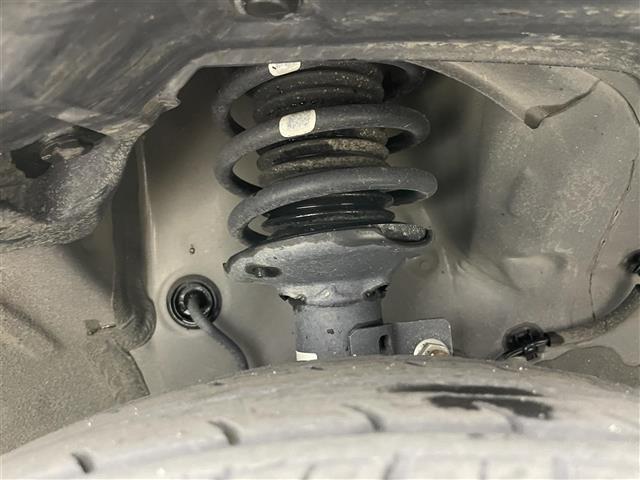 スペーシアカスタム ハイブリッドＸＳ　純正９インチナビ　全方位カメラ　両側パワースライド　ドライブレコーダー　追従型クルーズコントロール　シートヒーター　ステアリングヒーター　オートブレーキホールド　衝突軽減ブレーキ　ハーフレザーシート（22枚目）