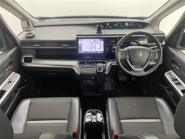 ステップワゴンスパーダ e:HEVスパーダ G・EX ホンダセンシング アルパイン10インチナビ バックカメラ 両側パワスラ わくわくゲート ドラレコ ハーフレザーシート LEDヘッドライト オートライト ETC2.0 純正フロアマット レーダークルーズ オートハイビーム(12枚目)