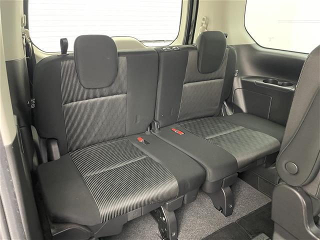 セレナ ｅ－パワー　ハイウェイスターＶ　純正１０インチナビ　純正フリップダウンモニター　全方位カメラ　プロパイロット　両側電動スライド　ビルトインＥＴＣ　ＬＥＤヘッドライト　ドライブレコーダー　デジタルインナーミラー　オートハイビーム（10枚目）