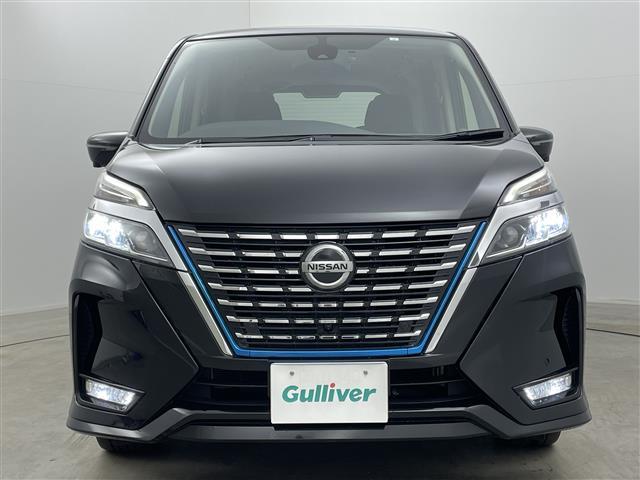 セレナ ｅ－パワー　ハイウェイスターＶ　純正１０インチナビ　純正フリップダウンモニター　全方位カメラ　プロパイロット　両側電動スライド　ビルトインＥＴＣ　ＬＥＤヘッドライト　ドライブレコーダー　デジタルインナーミラー　オートハイビーム（17枚目）