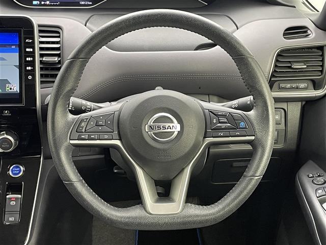 セレナ ｅ－パワー　ハイウェイスターＶ　純正１０インチナビ　純正フリップダウンモニター　全方位カメラ　プロパイロット　両側電動スライド　ビルトインＥＴＣ　ＬＥＤヘッドライト　ドライブレコーダー　デジタルインナーミラー　オートハイビーム（27枚目）