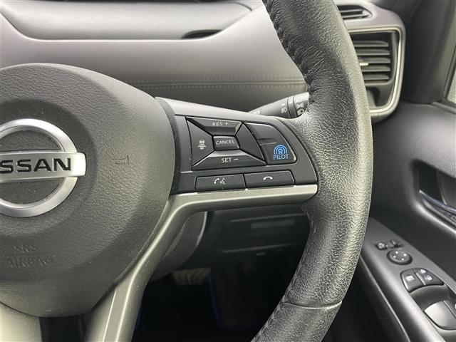 セレナ ｅ－パワー　ハイウェイスターＶ　純正１０インチナビ　純正フリップダウンモニター　全方位カメラ　プロパイロット　両側電動スライド　ビルトインＥＴＣ　ＬＥＤヘッドライト　ドライブレコーダー　デジタルインナーミラー　オートハイビーム（29枚目）