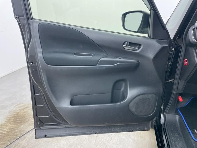 セレナ ｅ－パワー　ハイウェイスターＶ　純正１０インチナビ　純正フリップダウンモニター　全方位カメラ　プロパイロット　両側電動スライド　ビルトインＥＴＣ　ＬＥＤヘッドライト　ドライブレコーダー　デジタルインナーミラー　オートハイビーム（49枚目）