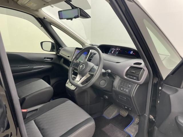 セレナ ｅ－パワー　ハイウェイスターＶ　純正１０インチナビ　純正フリップダウンモニター　全方位カメラ　プロパイロット　両側電動スライド　ビルトインＥＴＣ　ＬＥＤヘッドライト　ドライブレコーダー　デジタルインナーミラー　オートハイビーム（51枚目）